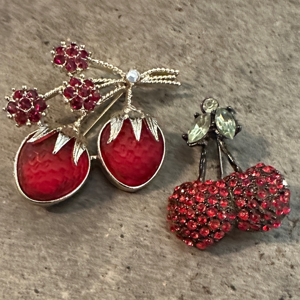 Vintage Red Berry Brooch Set